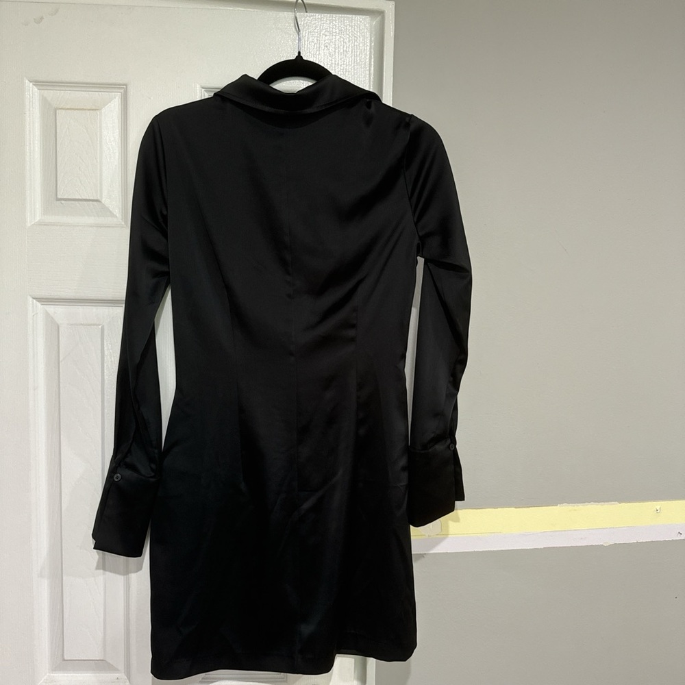 H&M satin long sleeve shirt dress with ruching - worn once - Picture 2 of 4